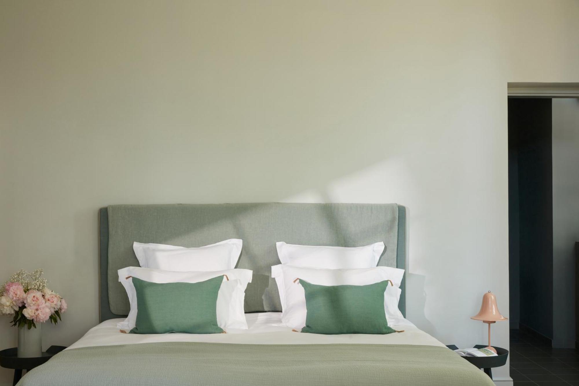 Domaine De Chalamon Bed & Breakfast Saint-Remy-de-Provence Bagian luar foto